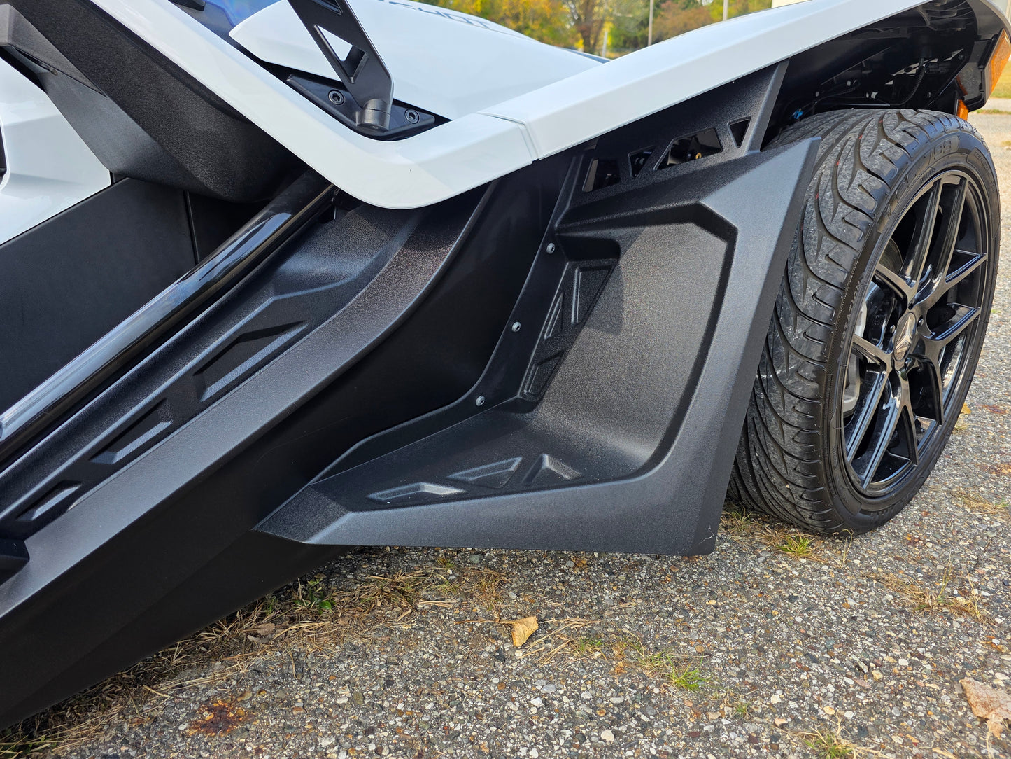 2021 Polaris Slingshot S - White Lightning