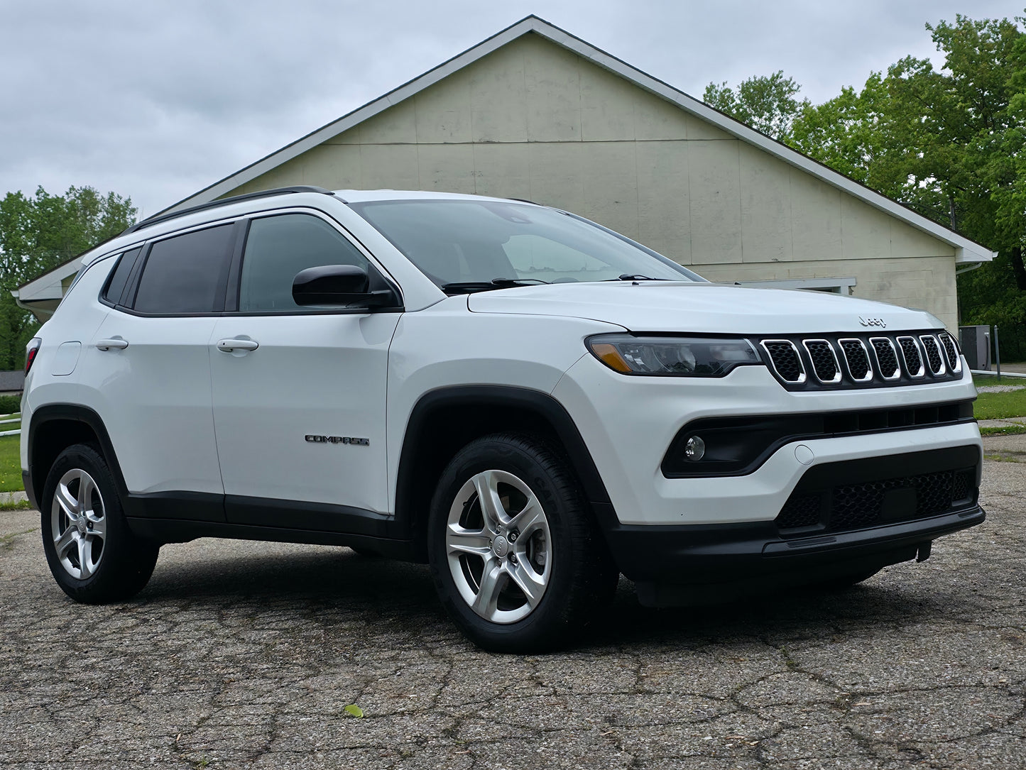 2023 Jeep Compass - White