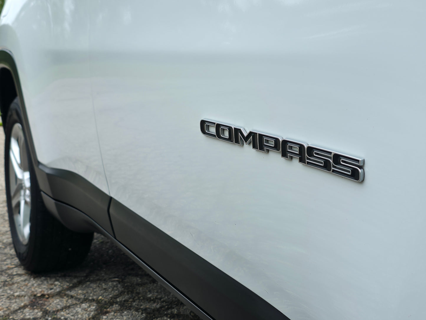 2023 Jeep Compass - White