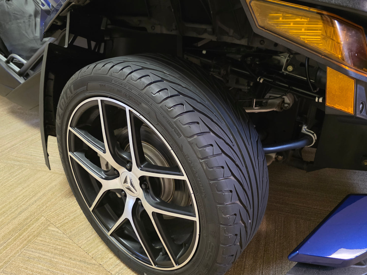 2018 Polaris Slingshot SL - Orion Blue