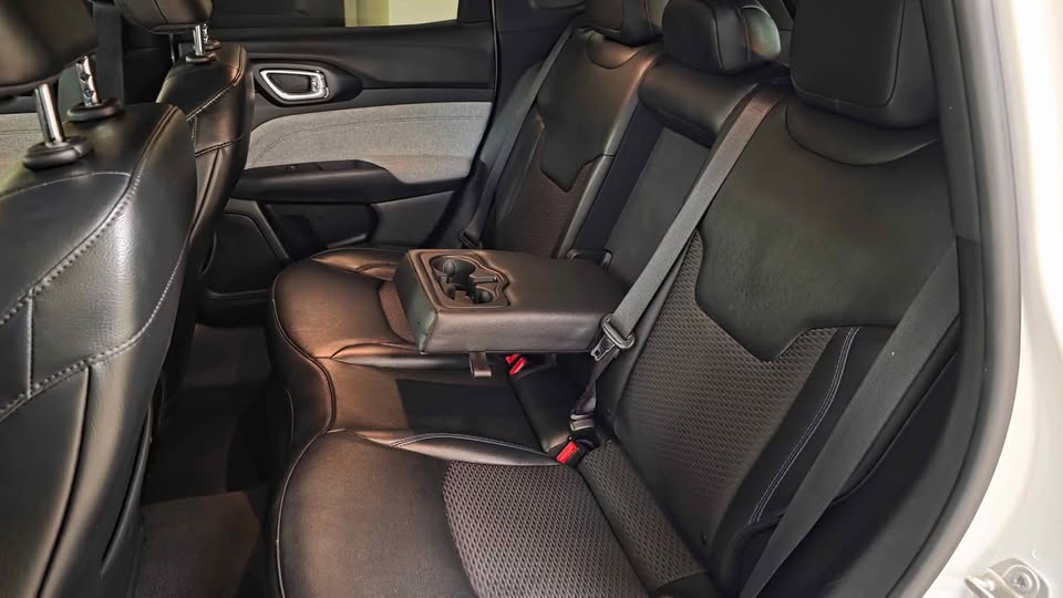 2023 Jeep Compass - White