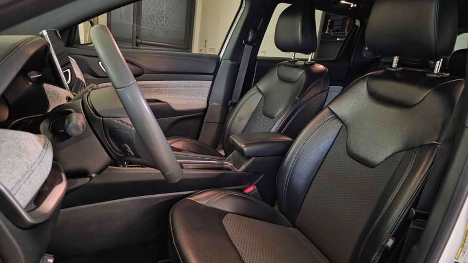 2023 Jeep Compass - White