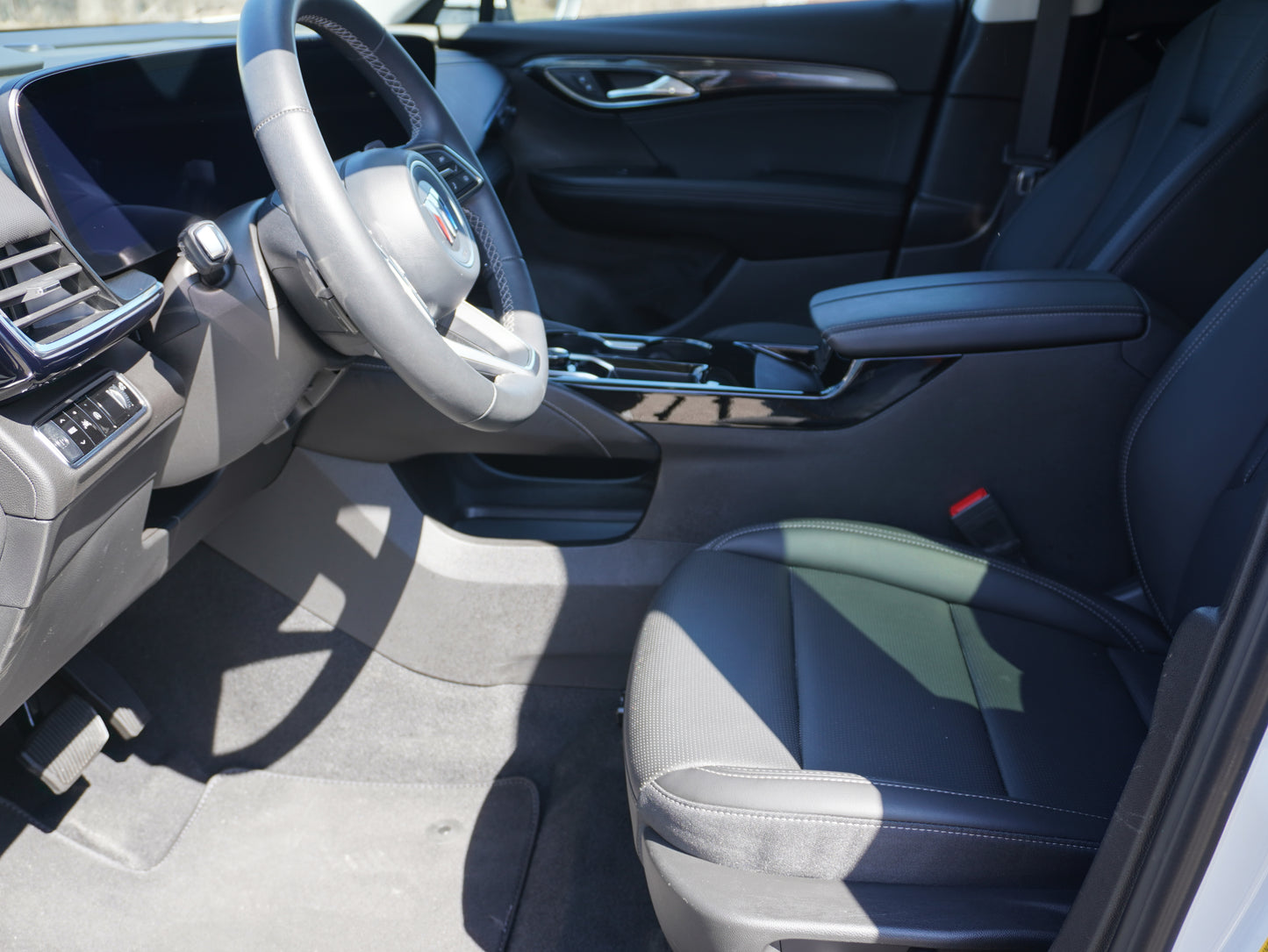2024 Buick Envision Preferred - White