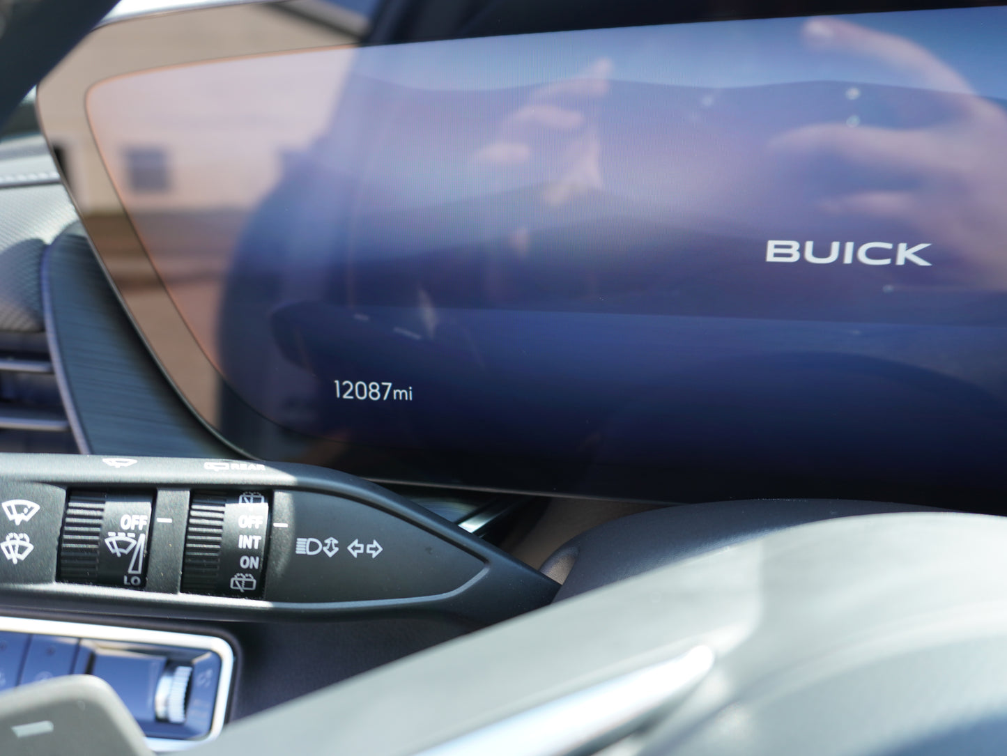 2024 Buick Envision Preferred - White