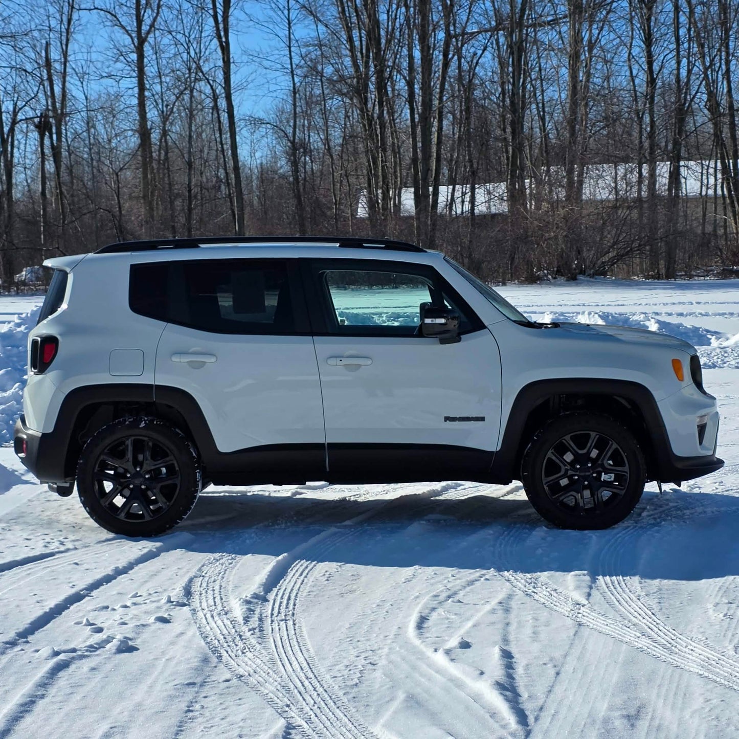 2023 Jeep Renegade Altitude 4x4 White
