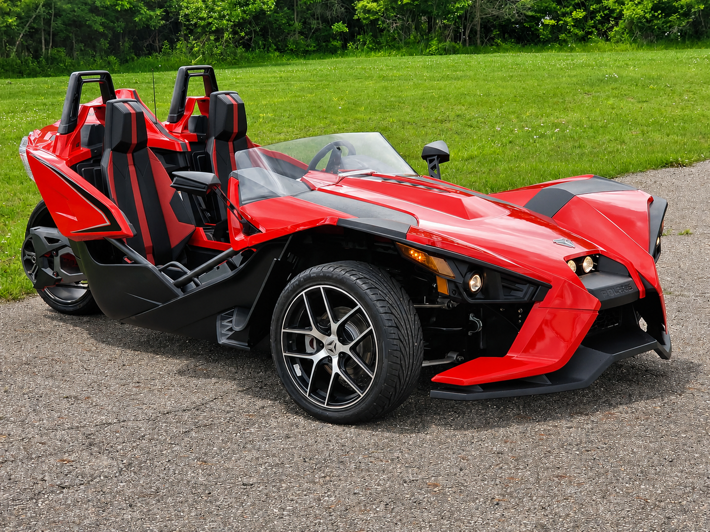 2015 Polaris Slingshot SL - Red