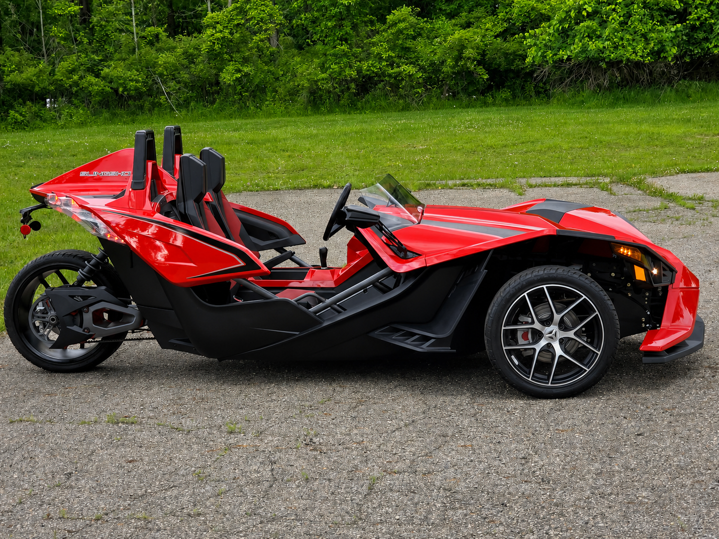 2015 Polaris Slingshot SL - Red
