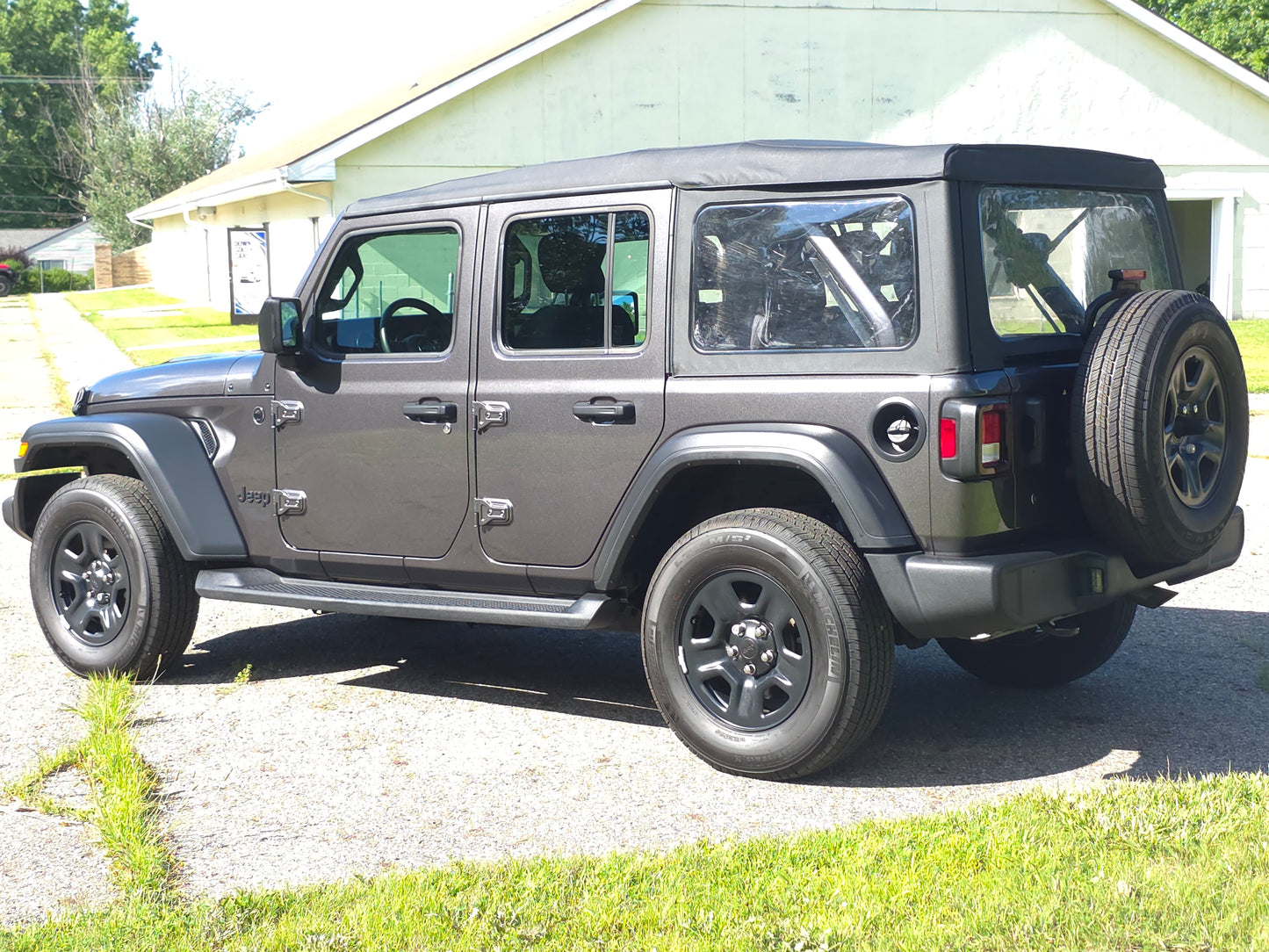 2021 Jeep Wrangler Sport - Grey