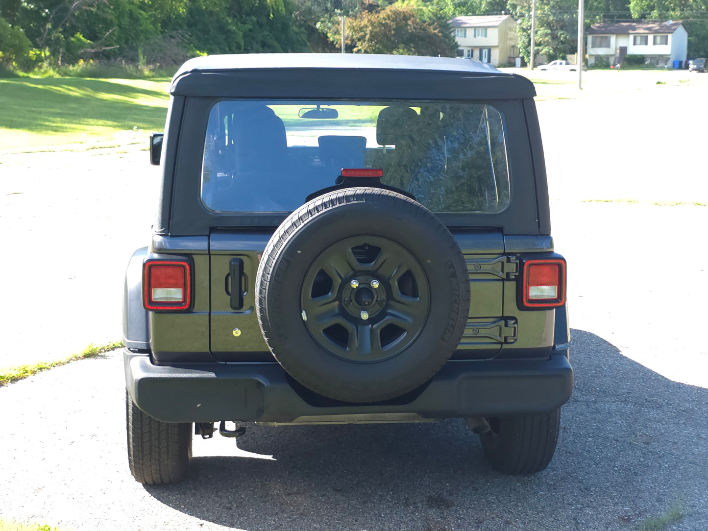 2021 Jeep Wrangler Sport - Grey