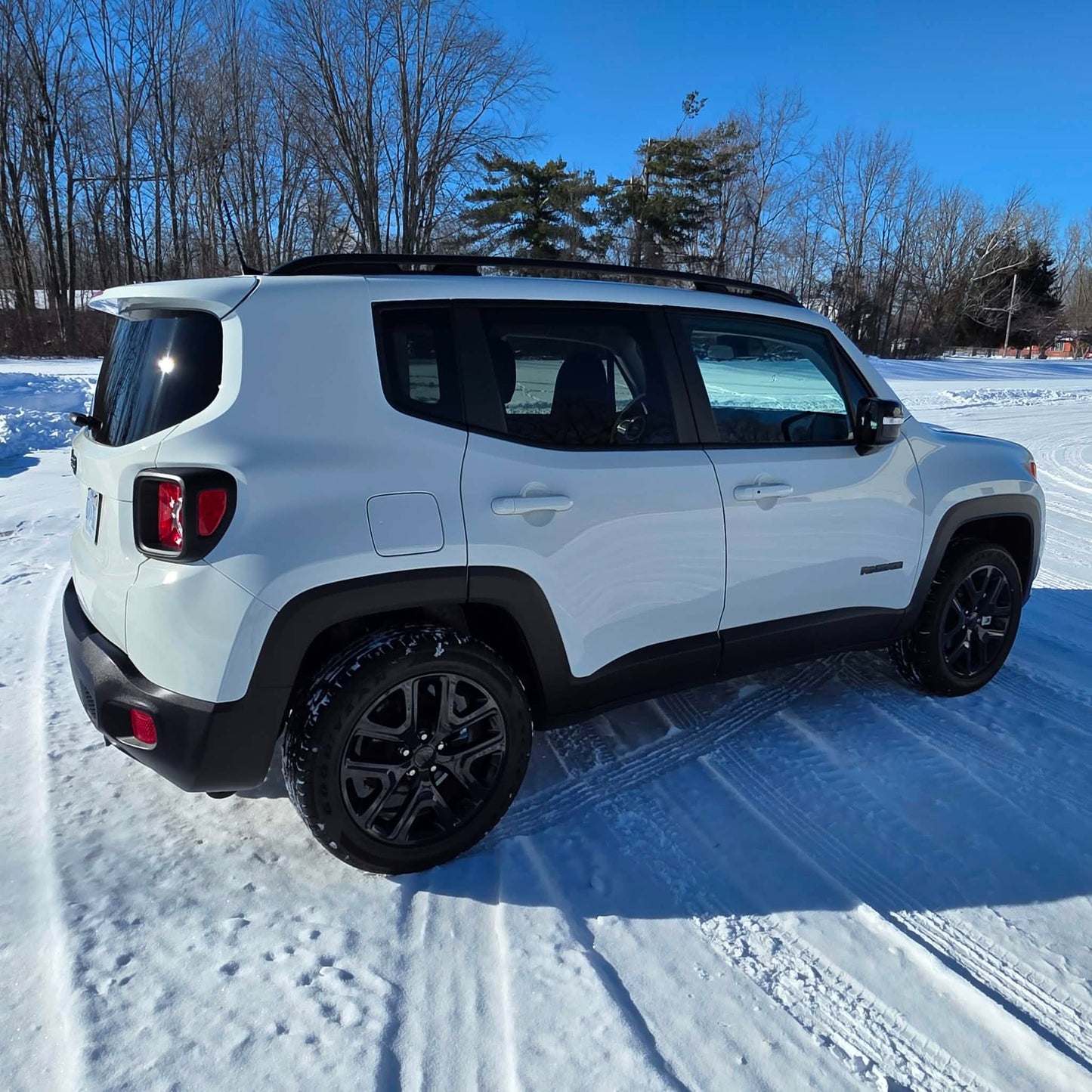 2023 Jeep Renegade Altitude 4x4 White
