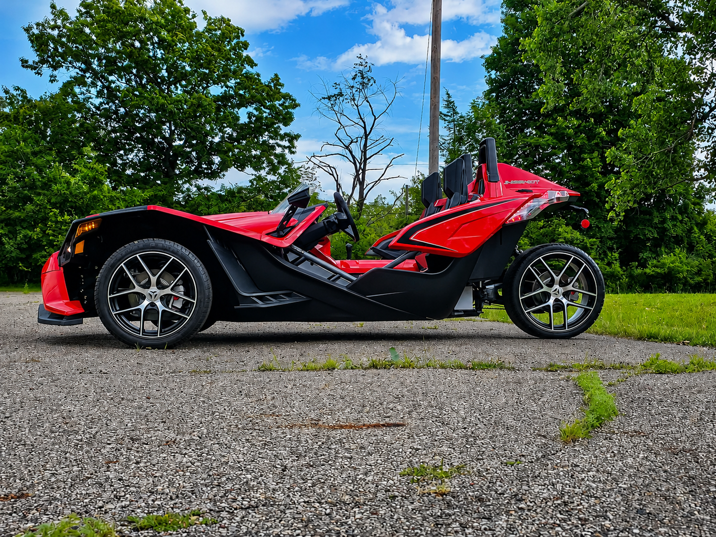 2015 Polaris Slingshot SL - Red