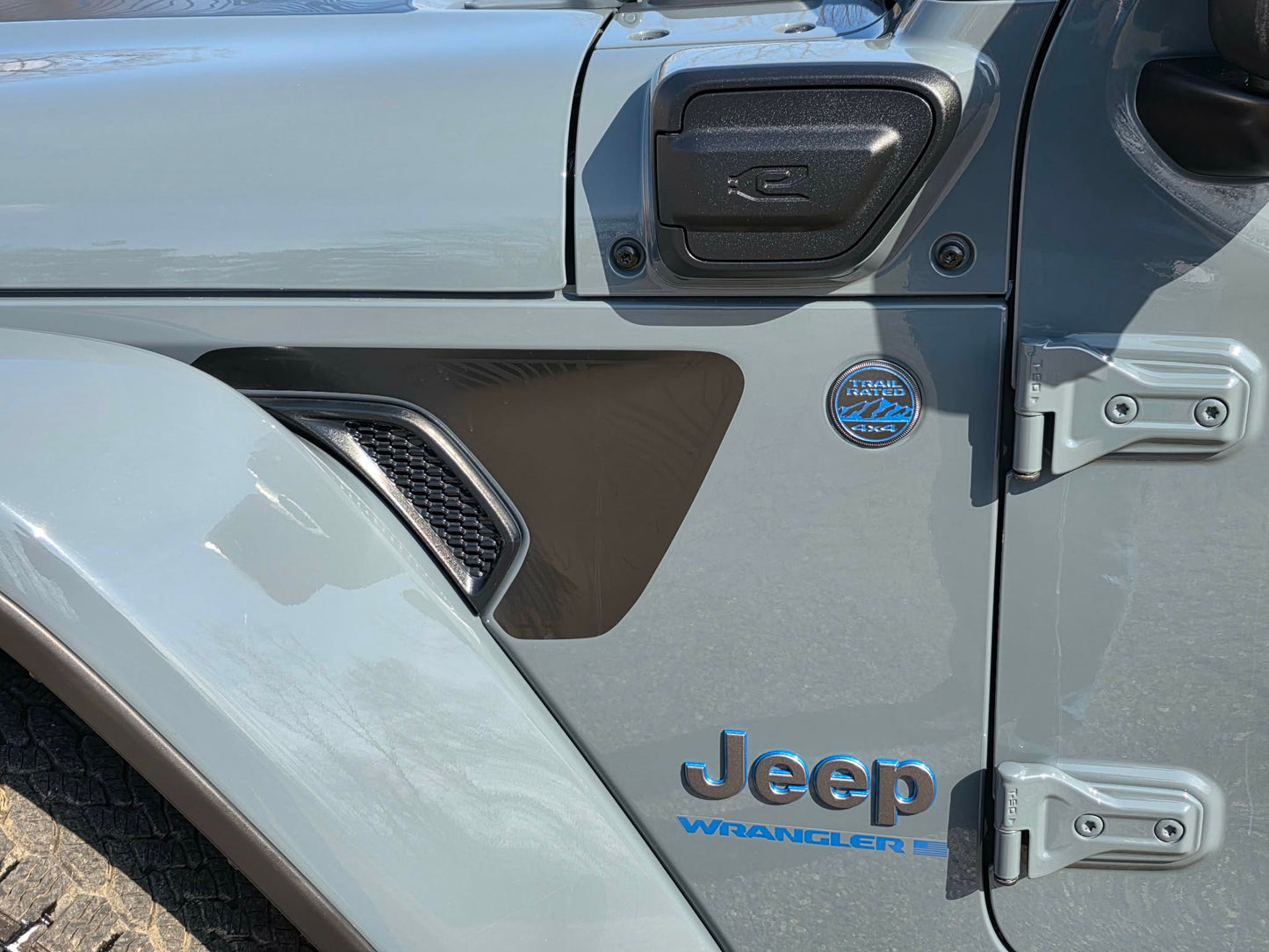 2025 Jeep Wrangler Sahara Backcountry 4XE - Special Edition Anvil Blue