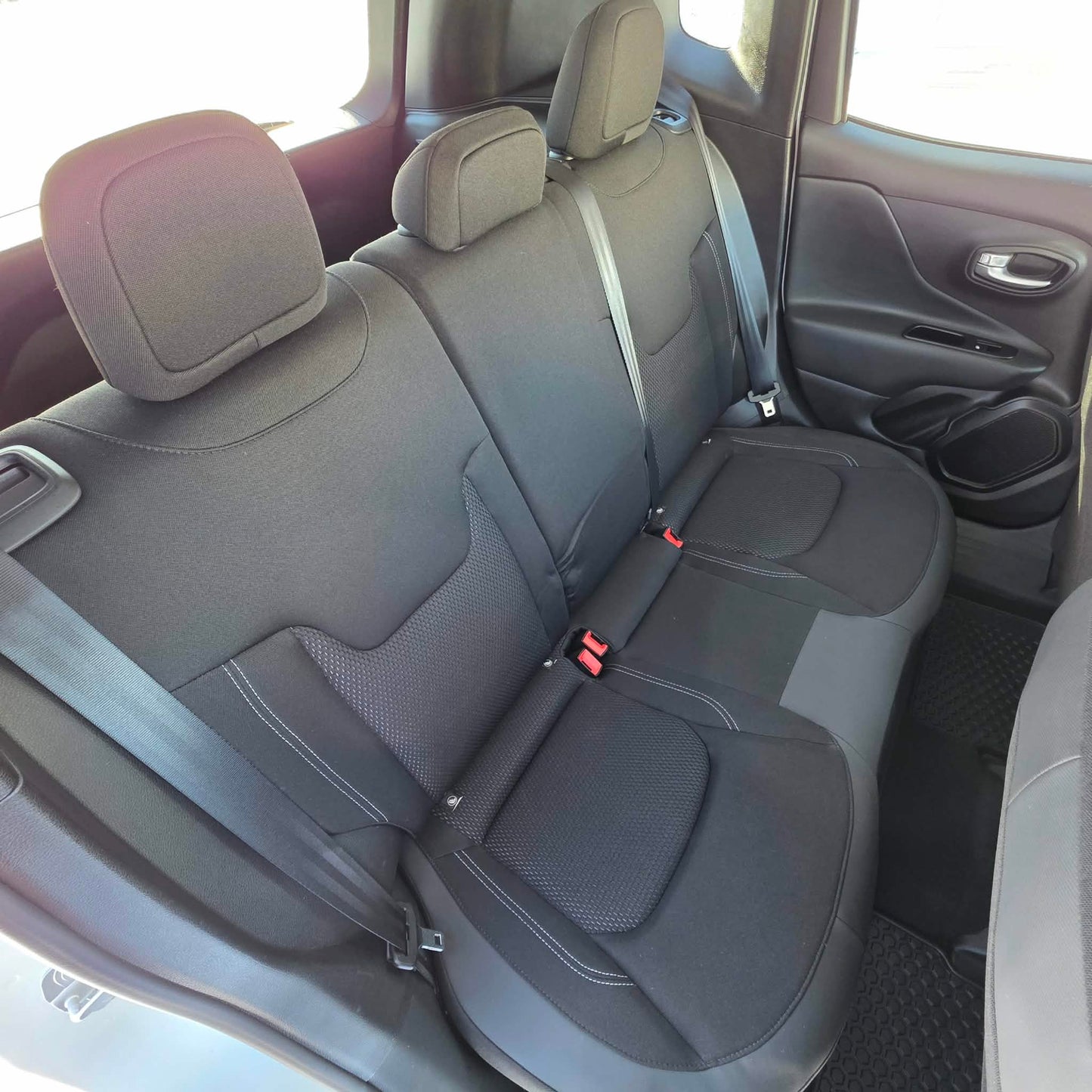 2023 Jeep Renegade Altitude 4x4 White