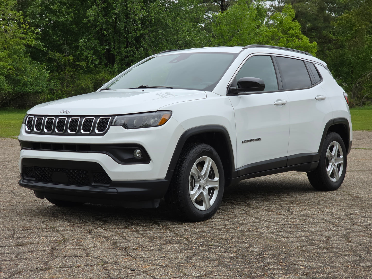 2023 Jeep Compass - White