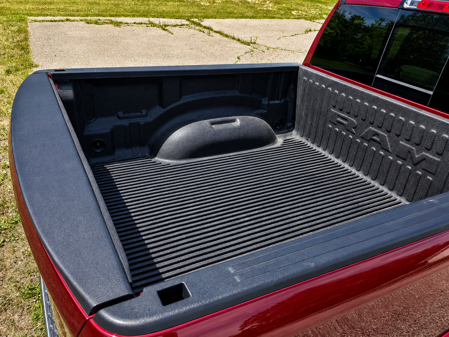 2025 Ram 1500 Big Horn - Delmonico Red Pearl