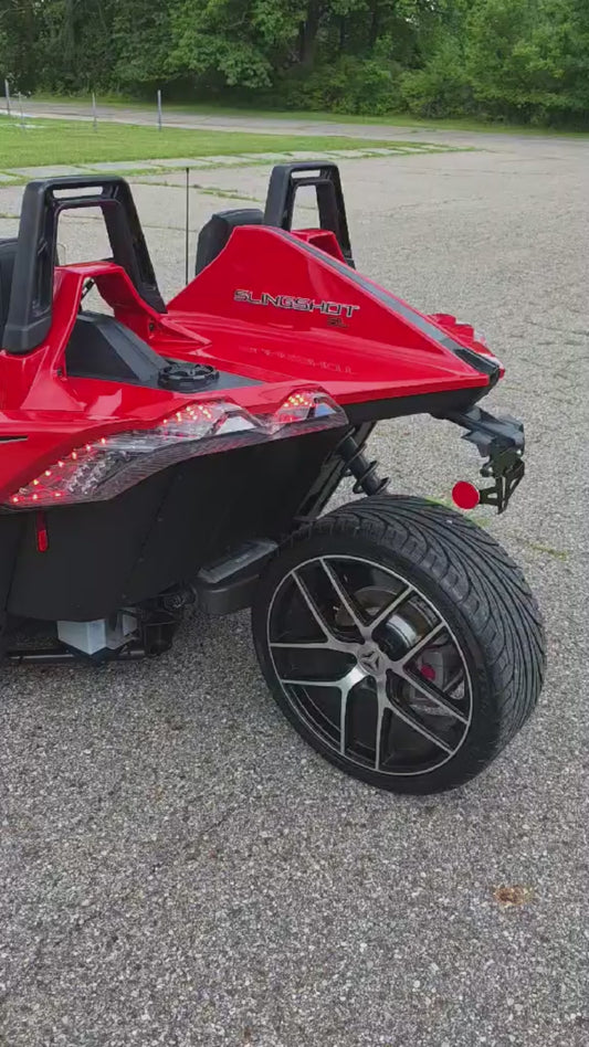 2015 Polaris Slingshot SL - Red